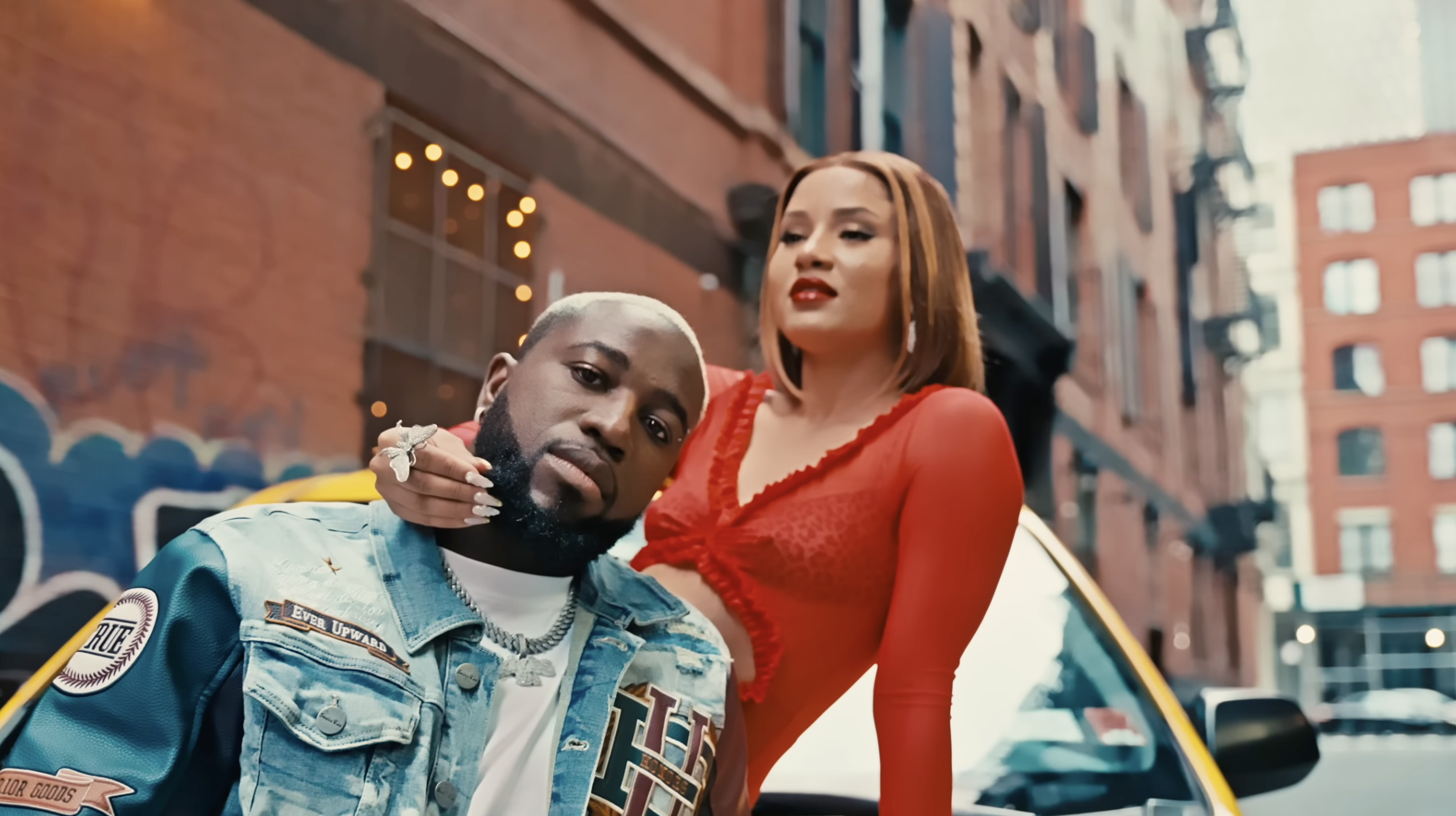 Fatima Altieri Feat Oswald - Nan Dlo